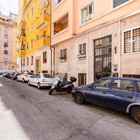Bmga L The White Crown Apartment In Testaccio روما المظهر الخارجي الصورة