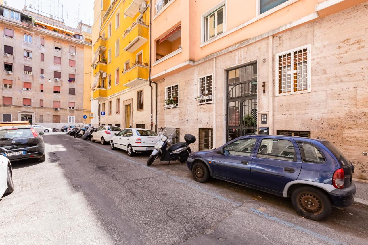 Bmga L The White Crown Apartment In Testaccio روما المظهر الخارجي الصورة