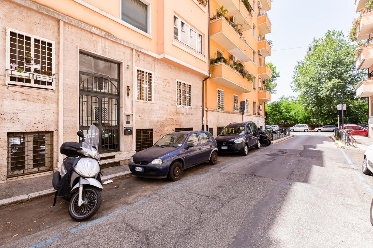 Bmga L The White Crown Apartment In Testaccio روما المظهر الخارجي الصورة